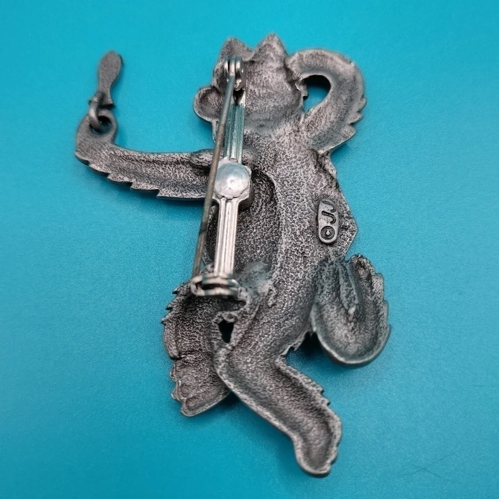 JJ Jonette Vintage Silver Pewter tone Cat with Fish Pin Brooch